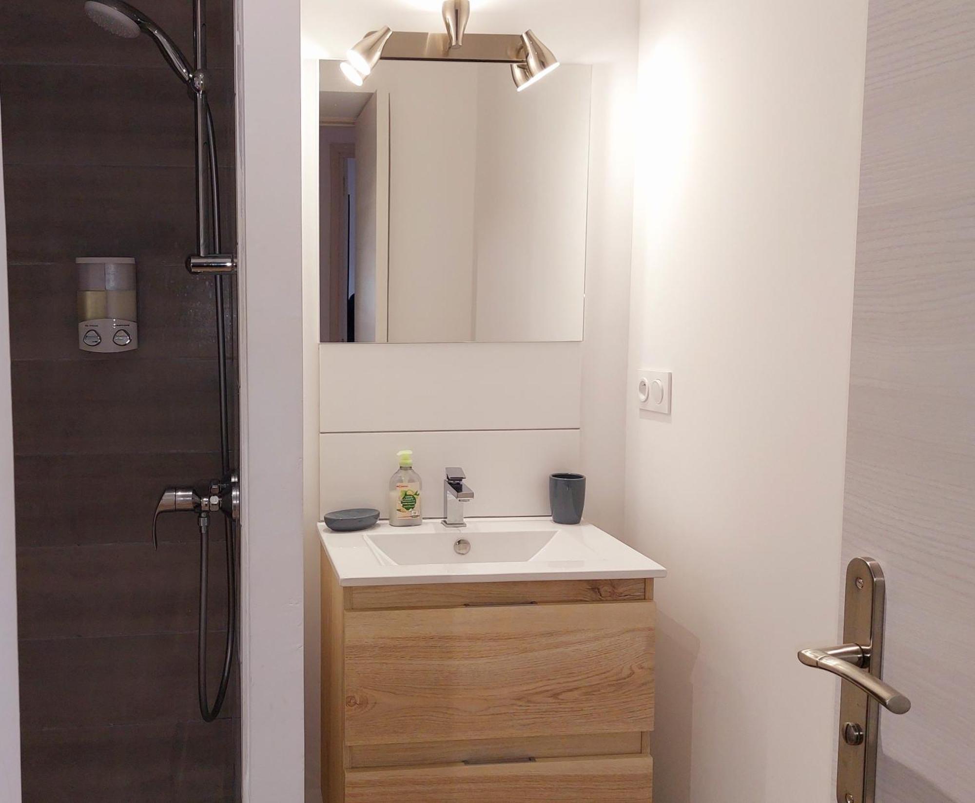 Apartamento Duplex Cocoon - 10 Min De Blaye - 20 Min Cnpe - Wifi - Tv Hd Saint-Seurin-de-Cursac Exterior foto