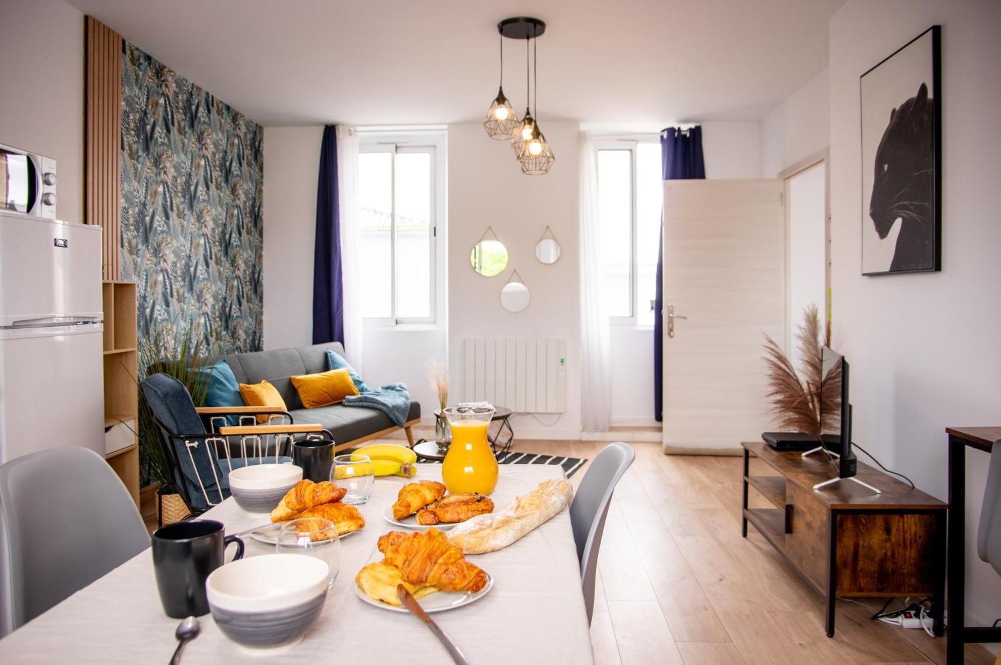 Apartamento Duplex Cocoon - 10 Min De Blaye - 20 Min Cnpe - Wifi - Tv Hd Saint-Seurin-de-Cursac Exterior foto