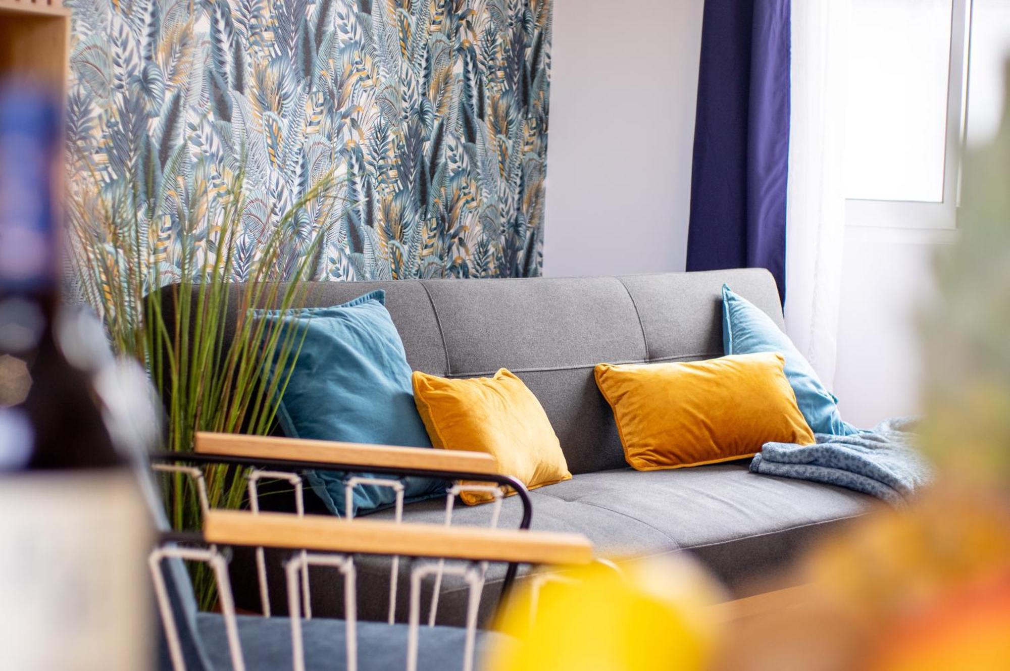 Apartamento Duplex Cocoon - 10 Min De Blaye - 20 Min Cnpe - Wifi - Tv Hd Saint-Seurin-de-Cursac Exterior foto